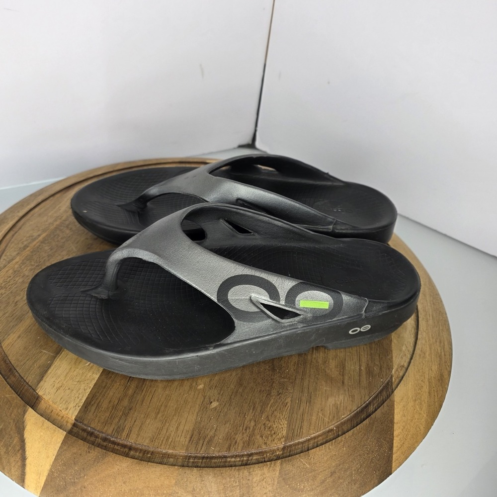 OOFOS Original Sport Sandals Recovery Thongs Men's 12 Athletic Black